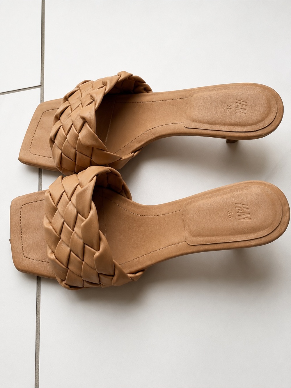 H&M Braided Slide Mules with kitten heel - Picture 1 of 4